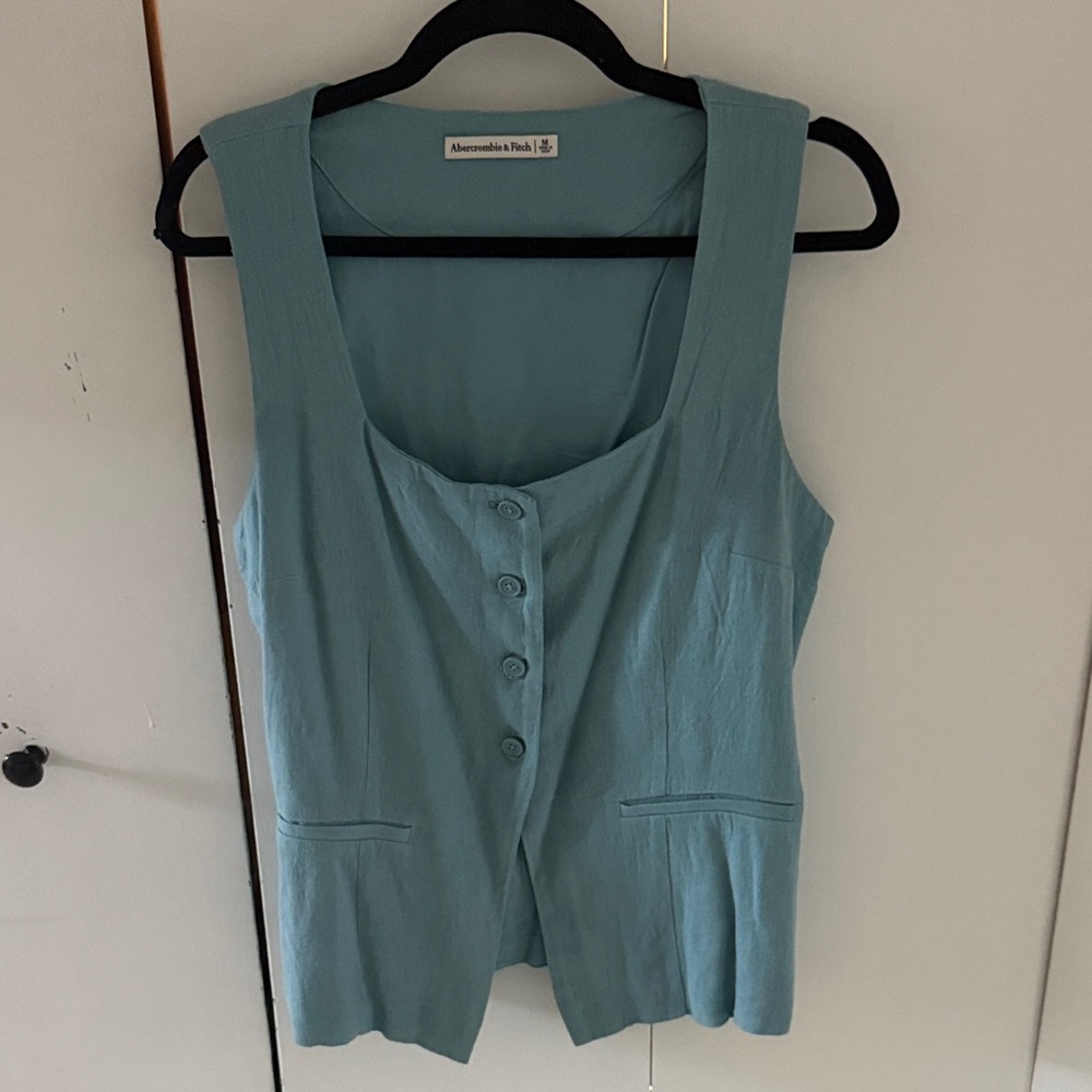 Abercrombie & Fitch Women's Blue Button-Down Linen Blend Vest